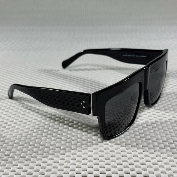 [SOLD OUT] CELINE 3 dots CL41756 8073H 56-17 Black Sunglasses - Picture 2 of 8